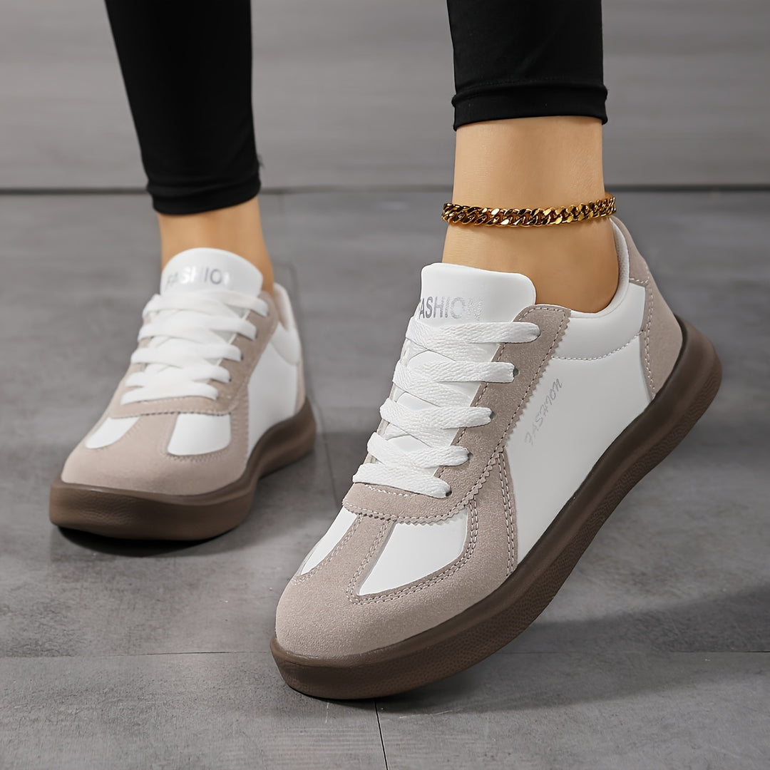 Gloria | Everyday Lace-Up Sneakers