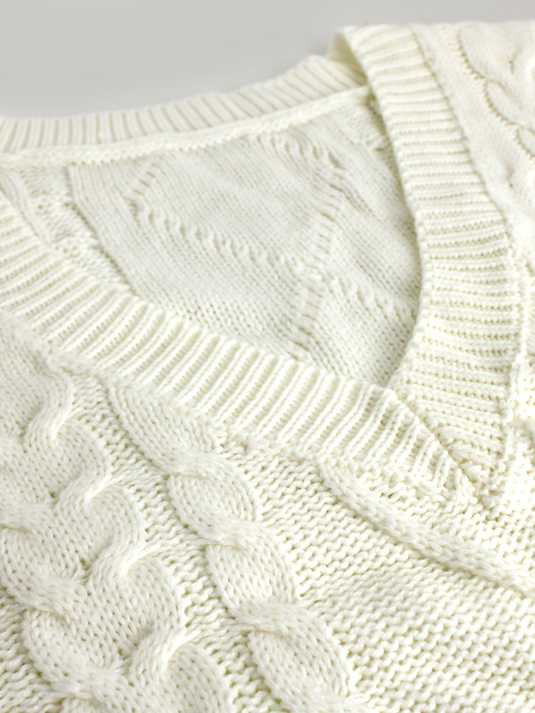 Ramona | Cable-Knit V-Neck Sweater Vest