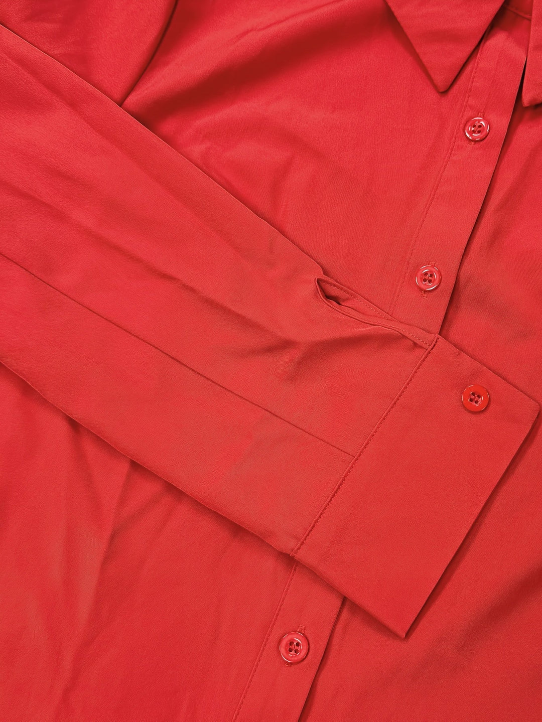 Katherine | Refined Button-Front Blouse