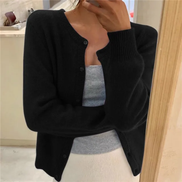 Ingrid | Soft Round-Neck Cardigan