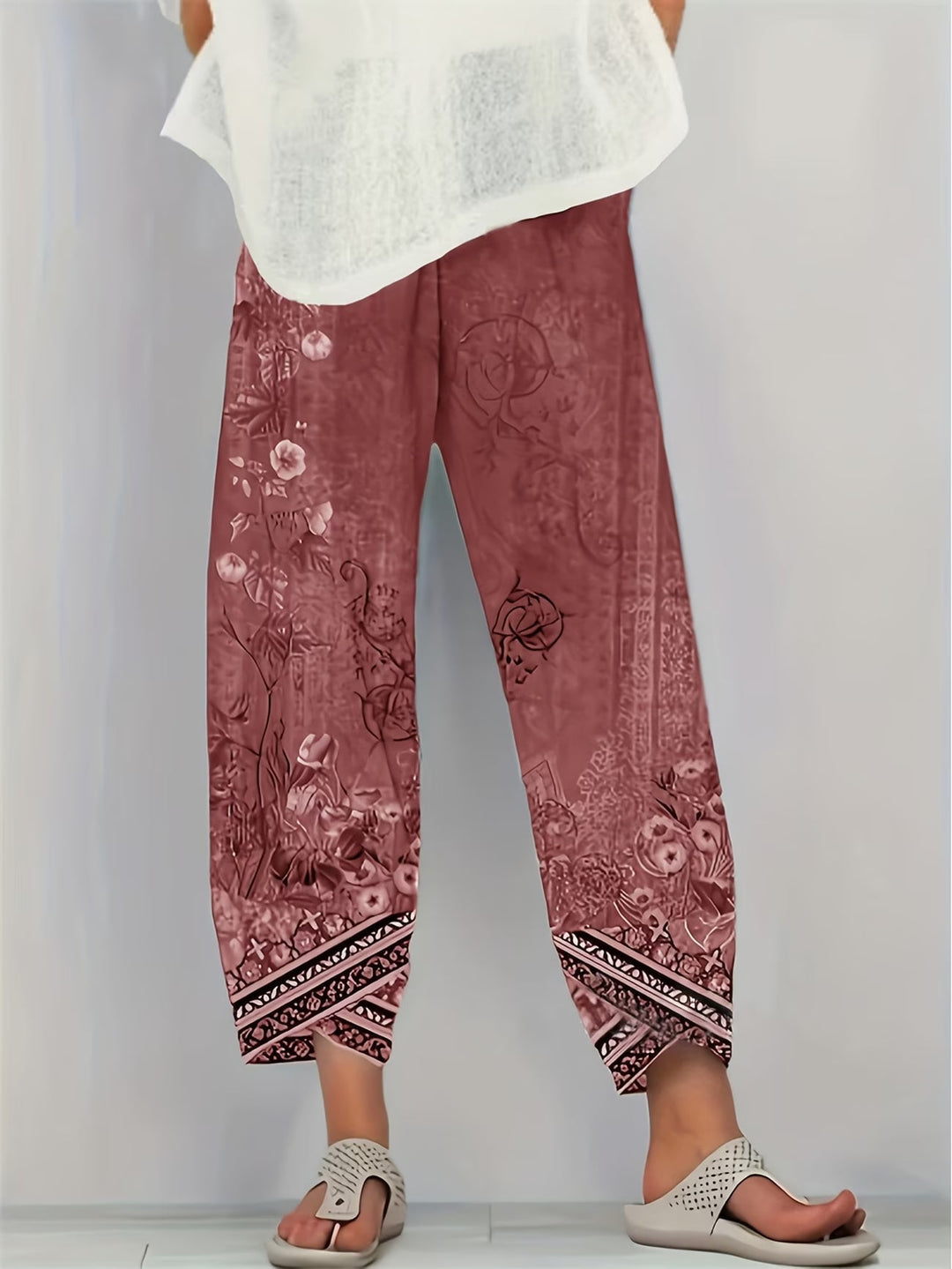 Gwyneth | Stylish Retro Floral Pants