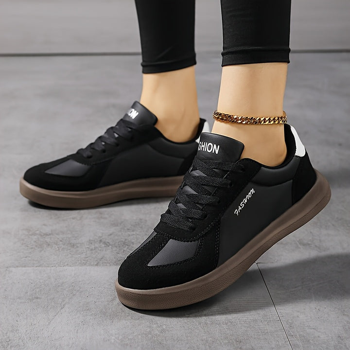 Gloria | Everyday Lace-Up Sneakers