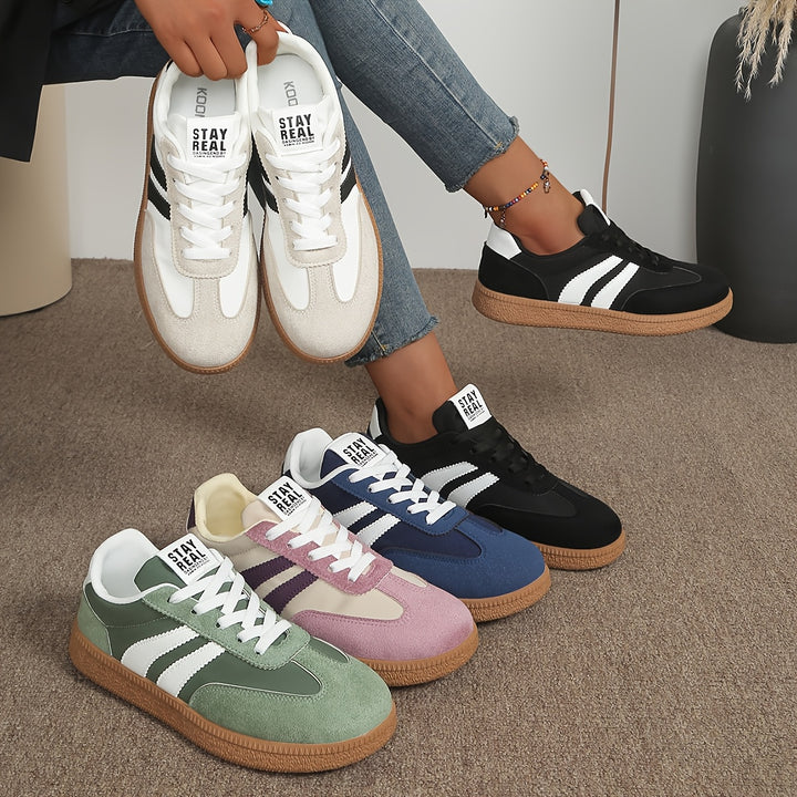 Talia | Classic Lace-Up Sneakers