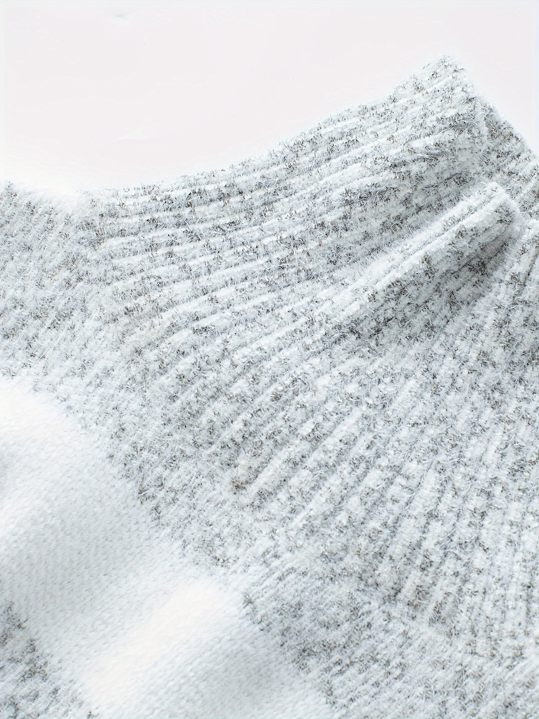 Marguerite | Cozy Striped High-Neck Sweater