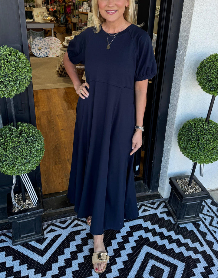 Winslet | Puff Sleeve Round Neck Maxi Dress