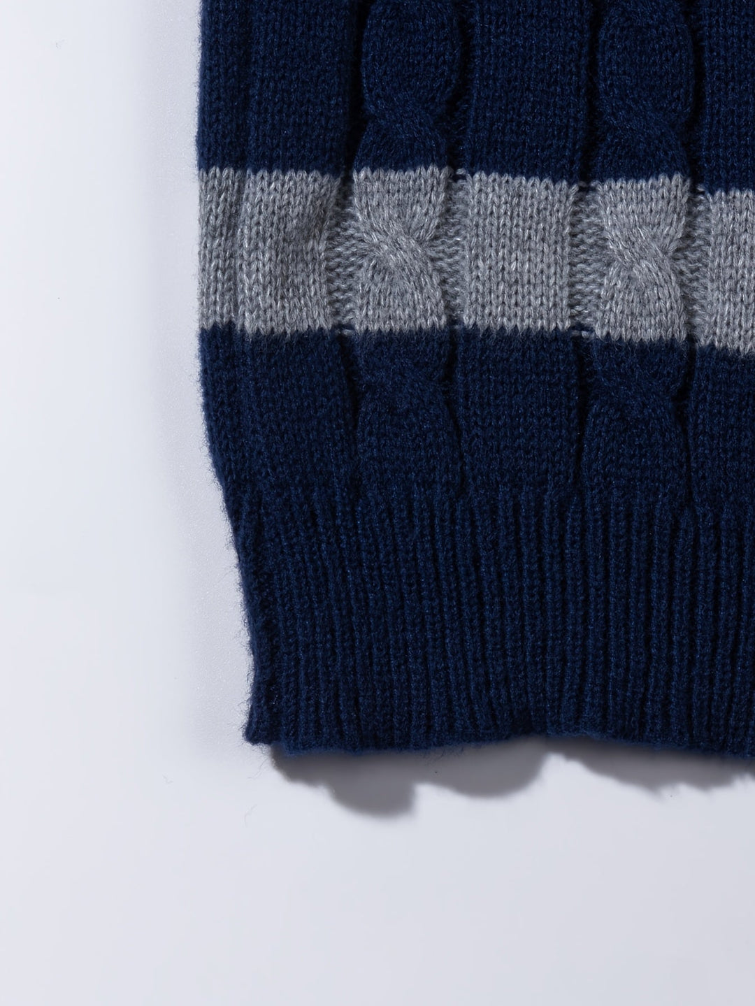 Emerson | Classic Cable-Knit Sweater