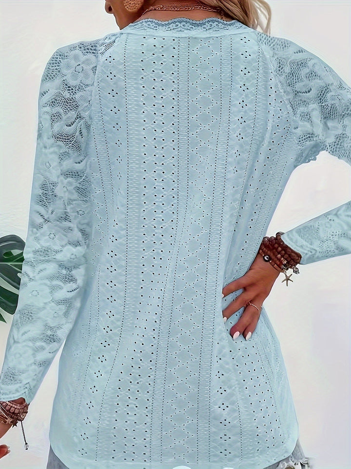 Annabelle | Scalloped V-Neck Top