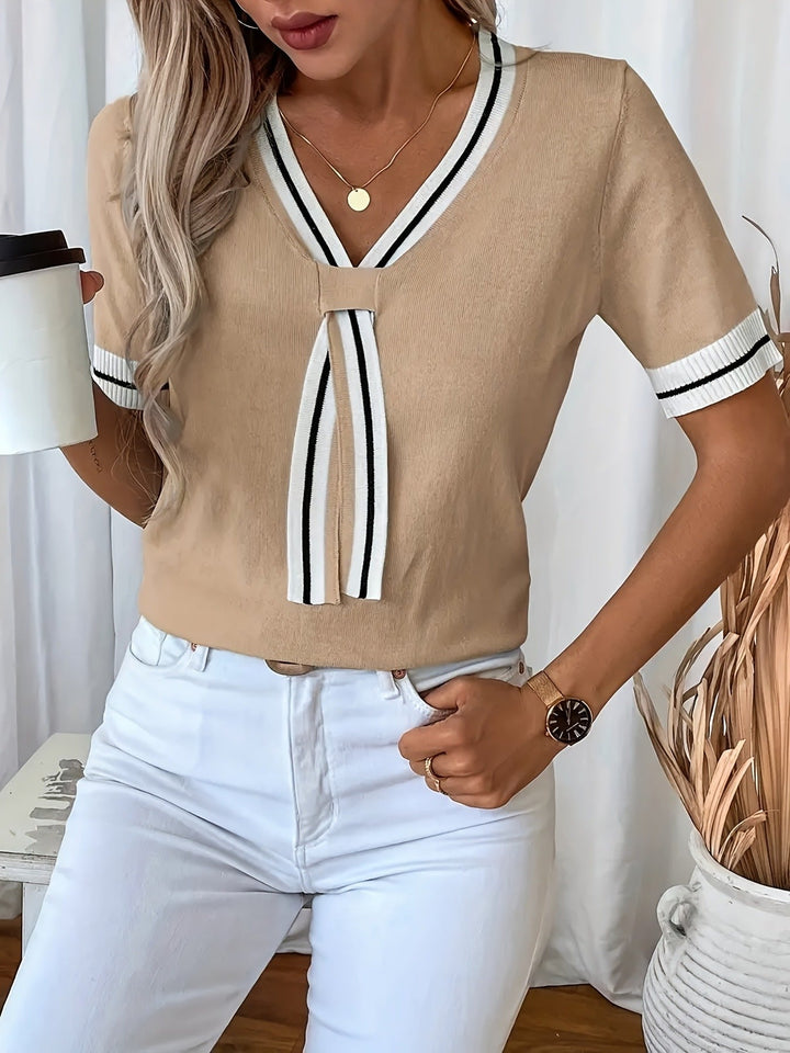 Rosalind | Contrast-Trim V-Neck Pullover