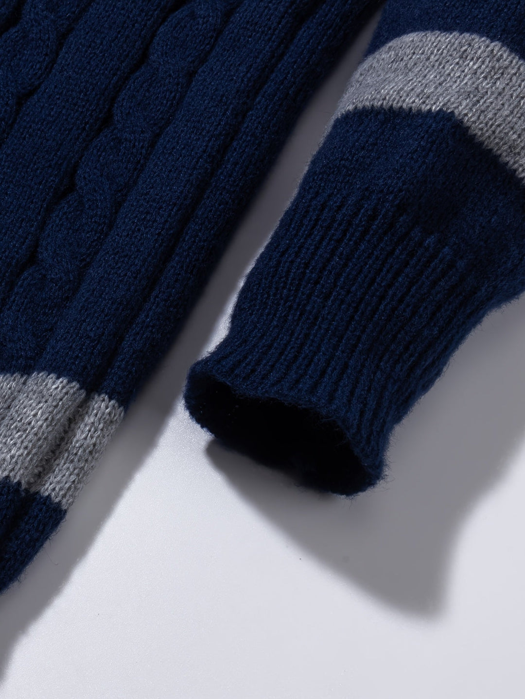 Emerson | Classic Cable-Knit Sweater