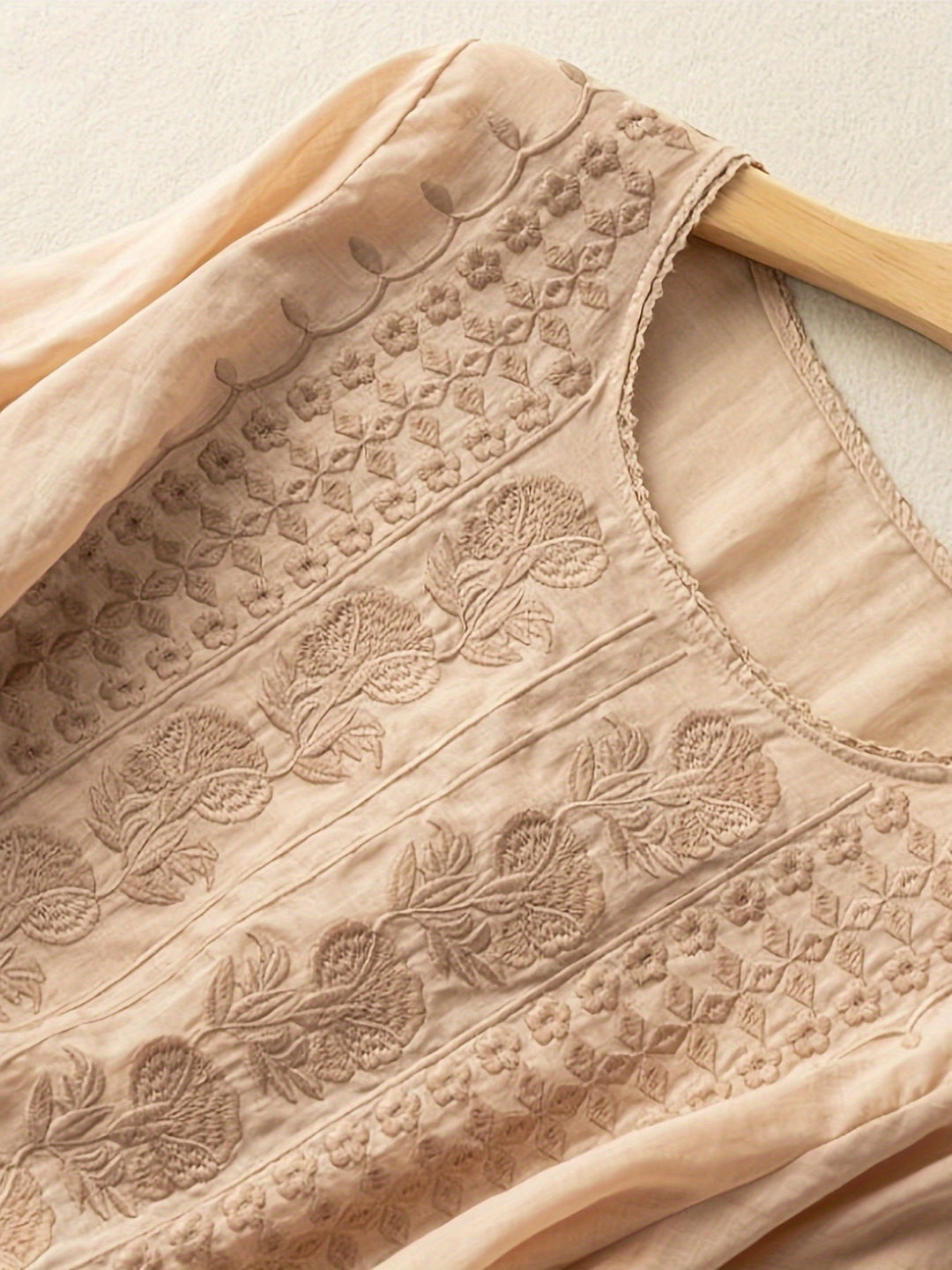 Cecilia | Embroidered Scoop-Neck Blouse