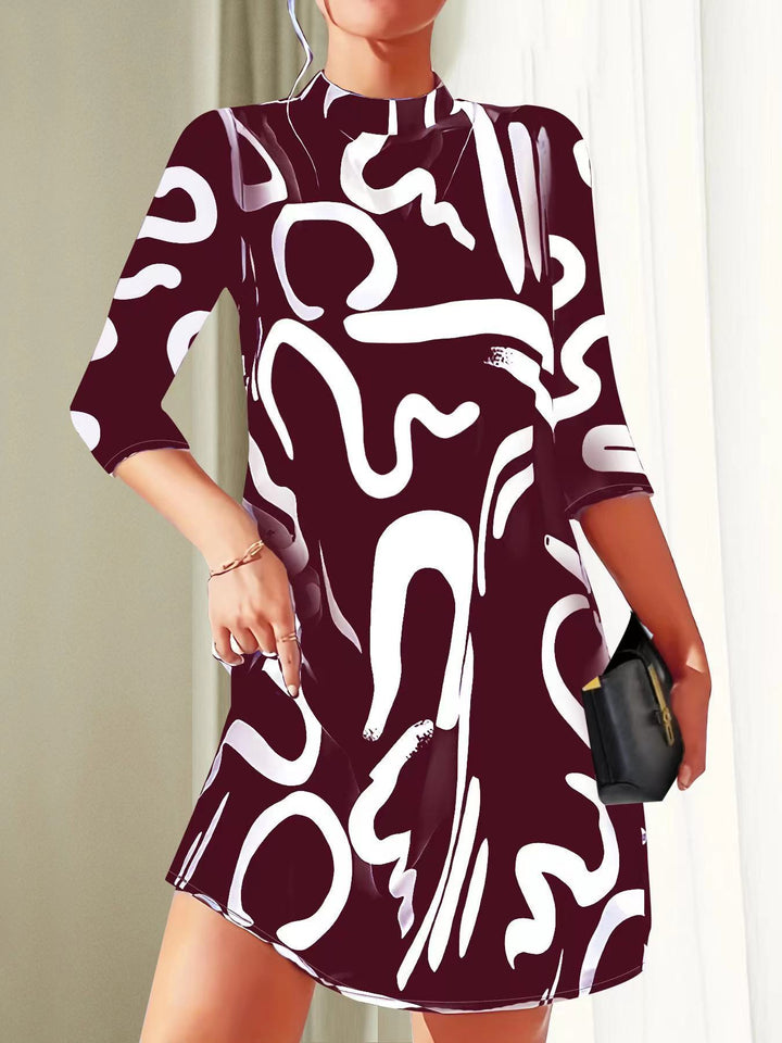 Noelle | Abstract Monochrome Print Tunic Dress