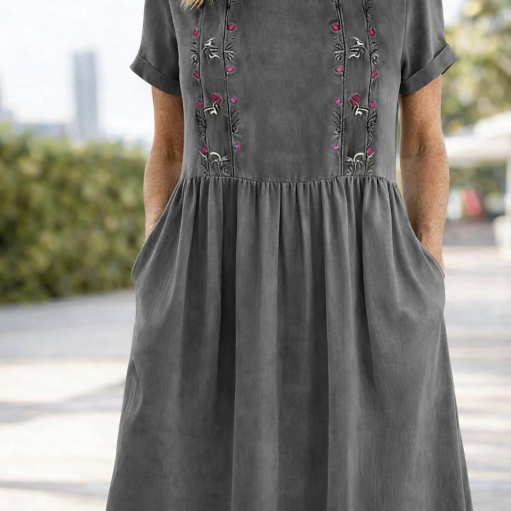 Trixie | Casual Summer Short Sleeve Dress