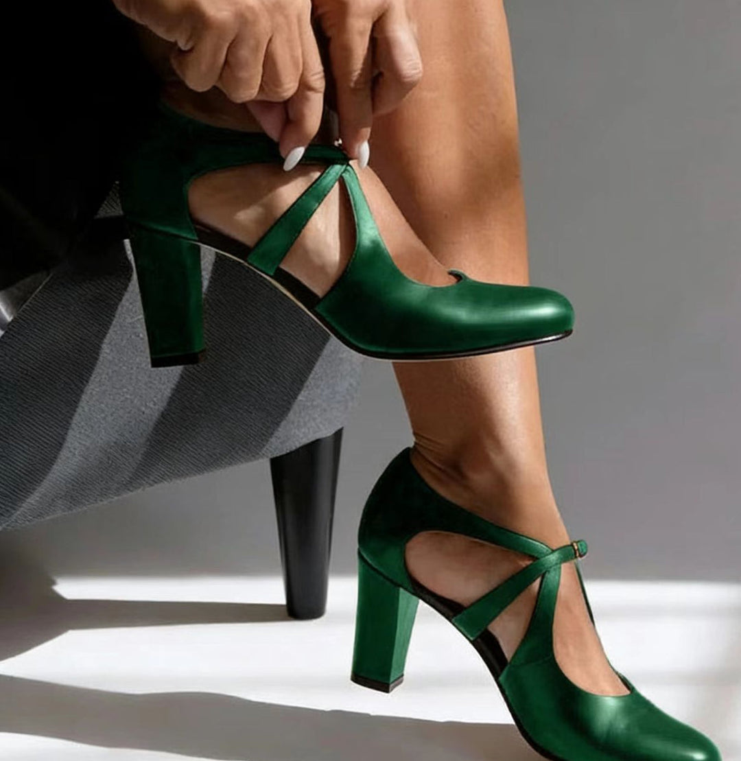 Victoria | Classic Strap Heels