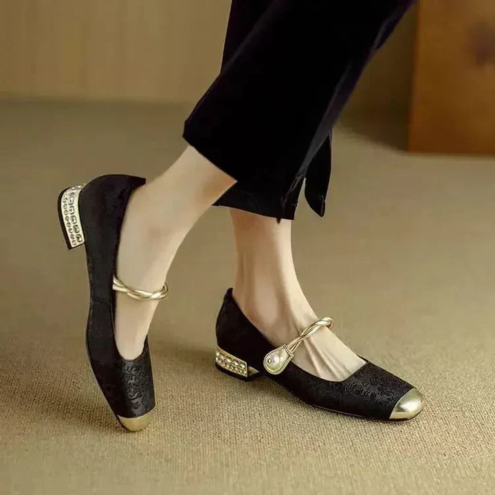 Amelia | Vintage Braided Pearl Strap Shoes