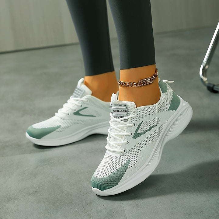 Tessa | Lightweight Lace-Up Sneakers
