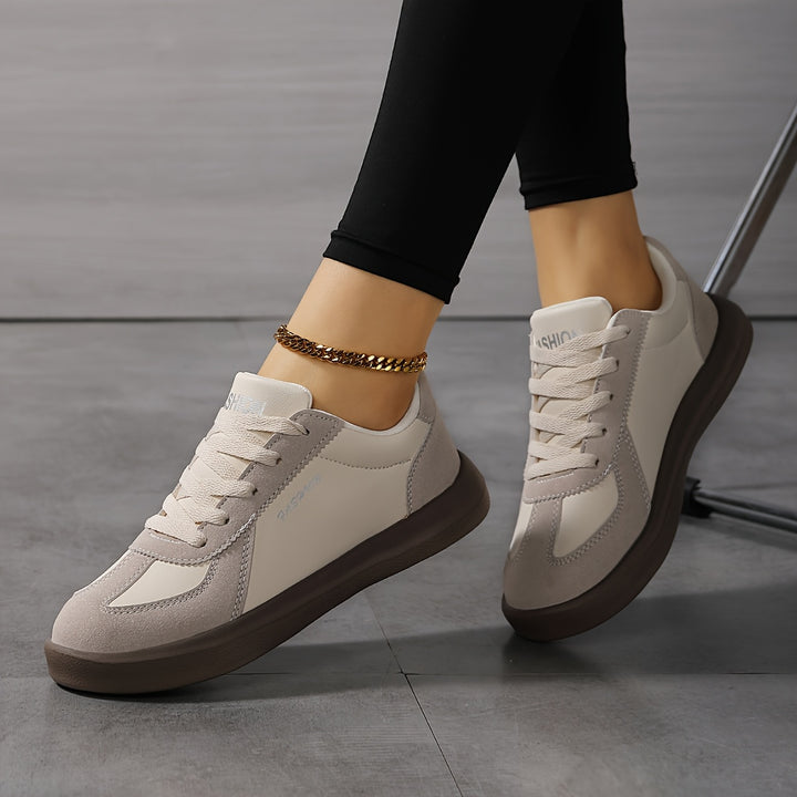 Gloria | Everyday Lace-Up Sneakers