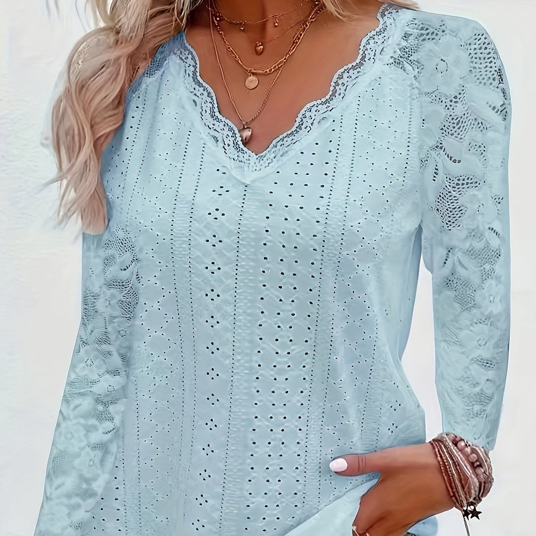 Annabelle | Scalloped V-Neck Top