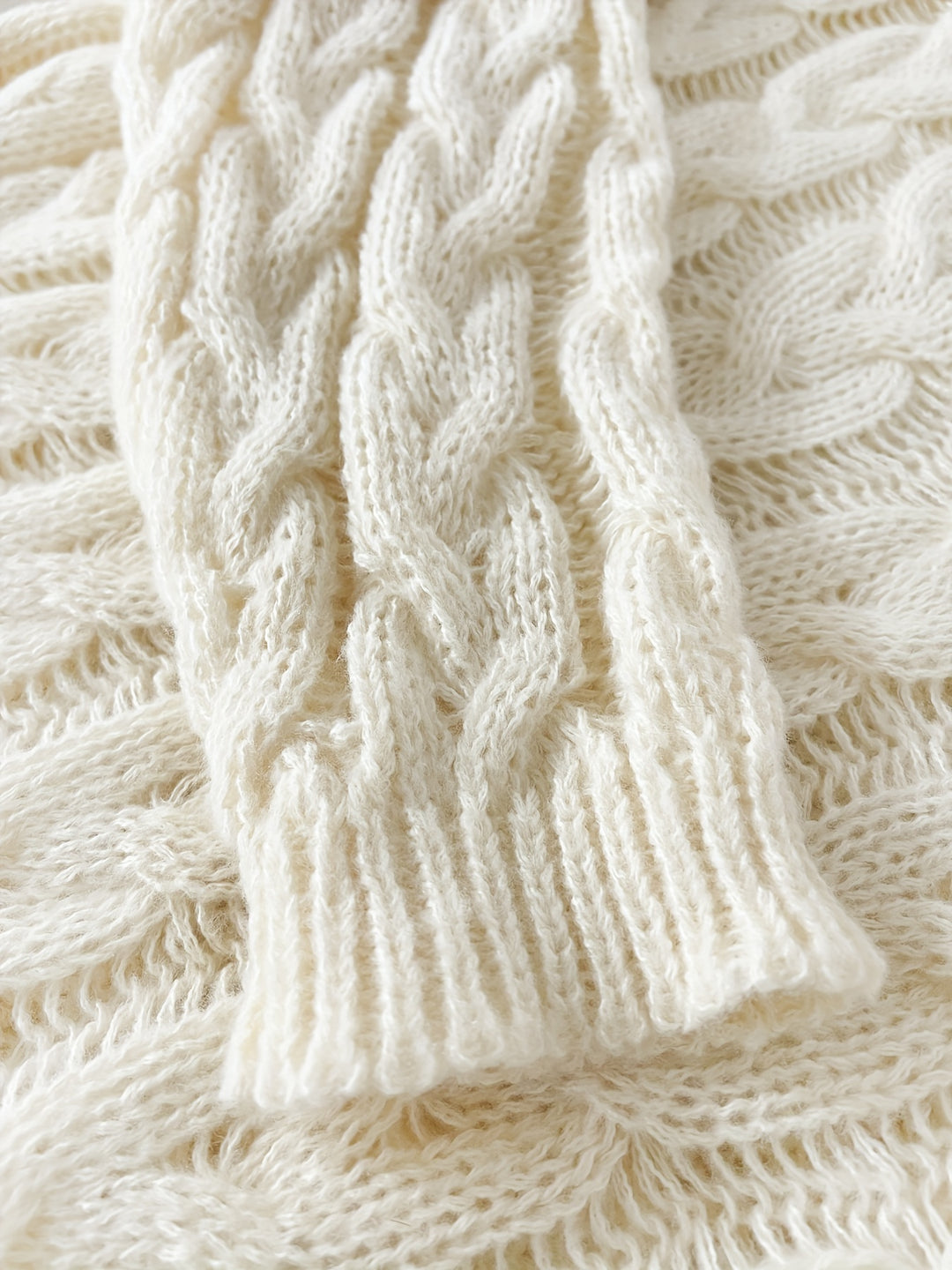 Juliette | Relaxed Cable-Knit Sweater