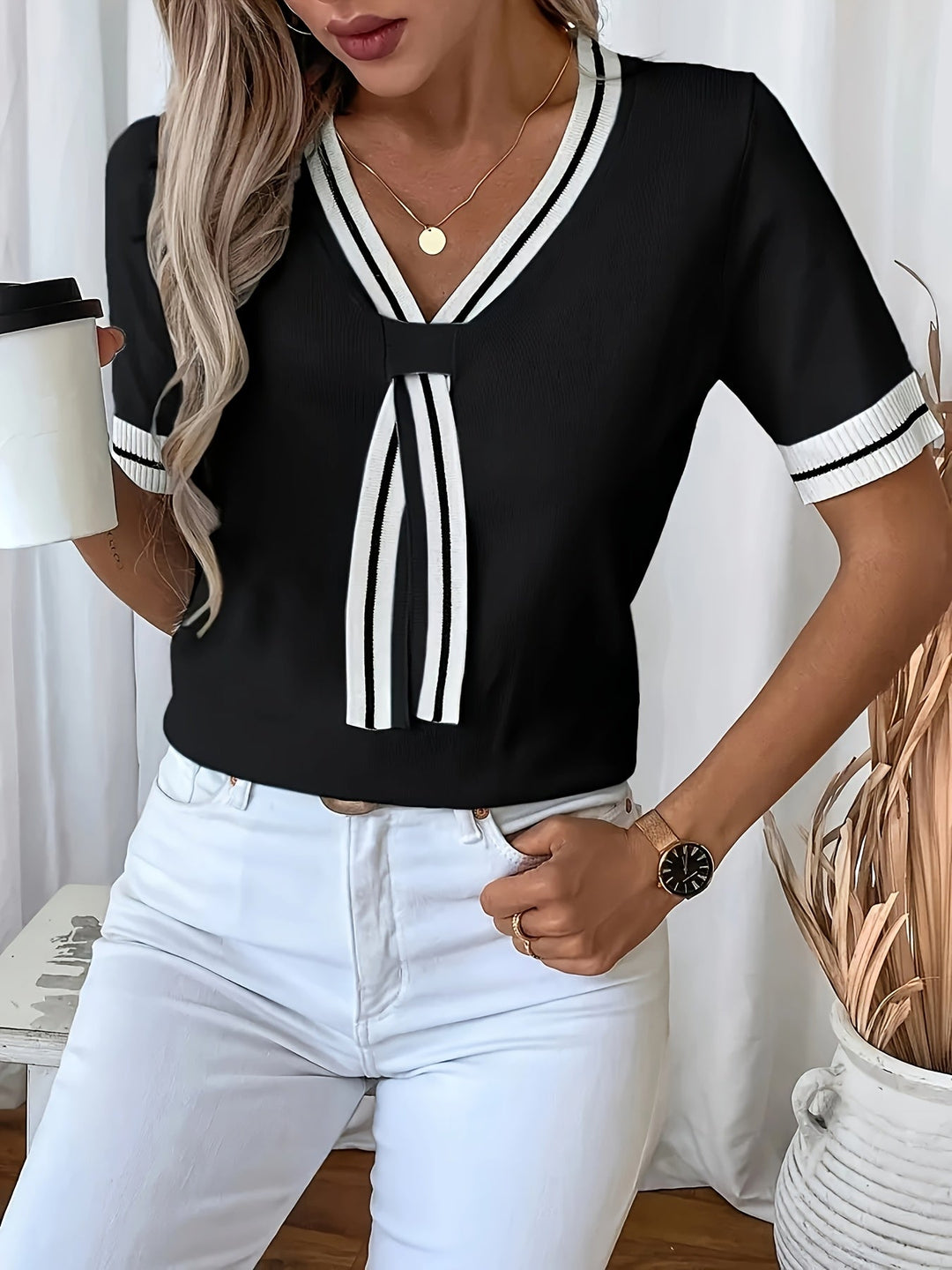 Rosalind | Contrast-Trim V-Neck Pullover