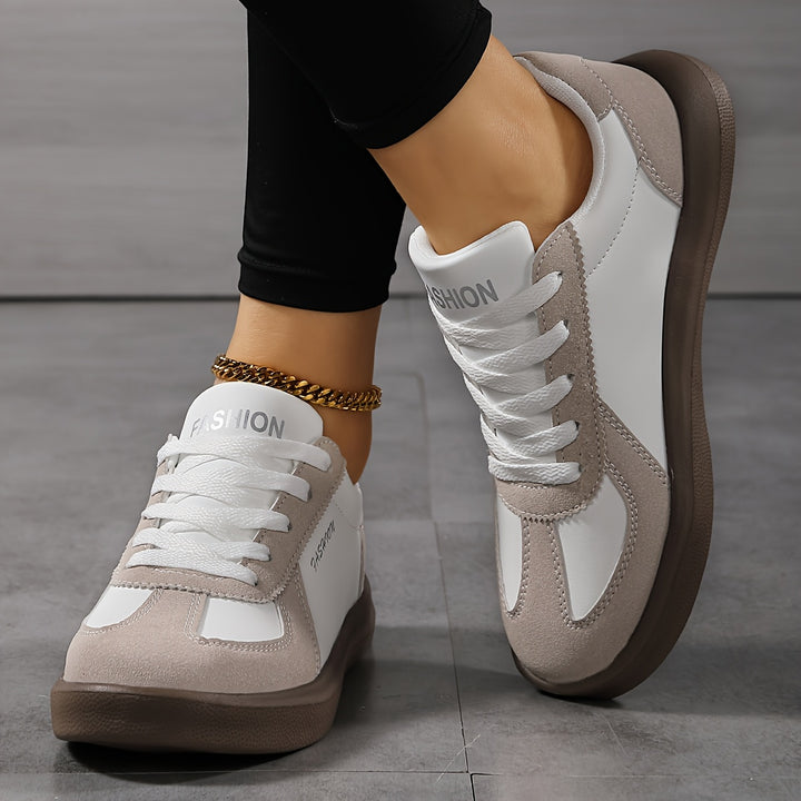 Gloria | Everyday Lace-Up Sneakers