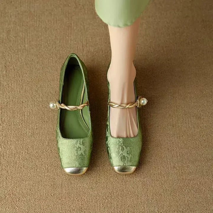 Amelia | Vintage Braided Pearl Strap Shoes