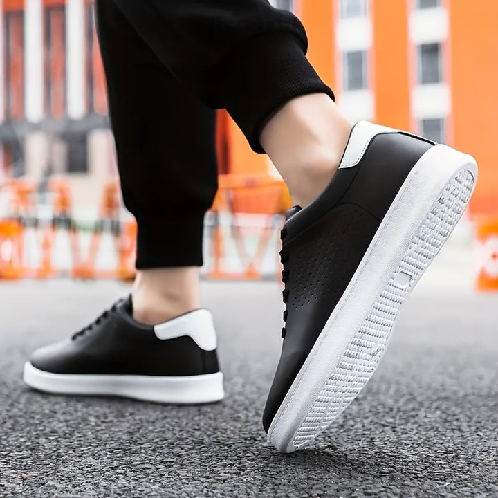 Holden | Clean Low-Top Sneakers