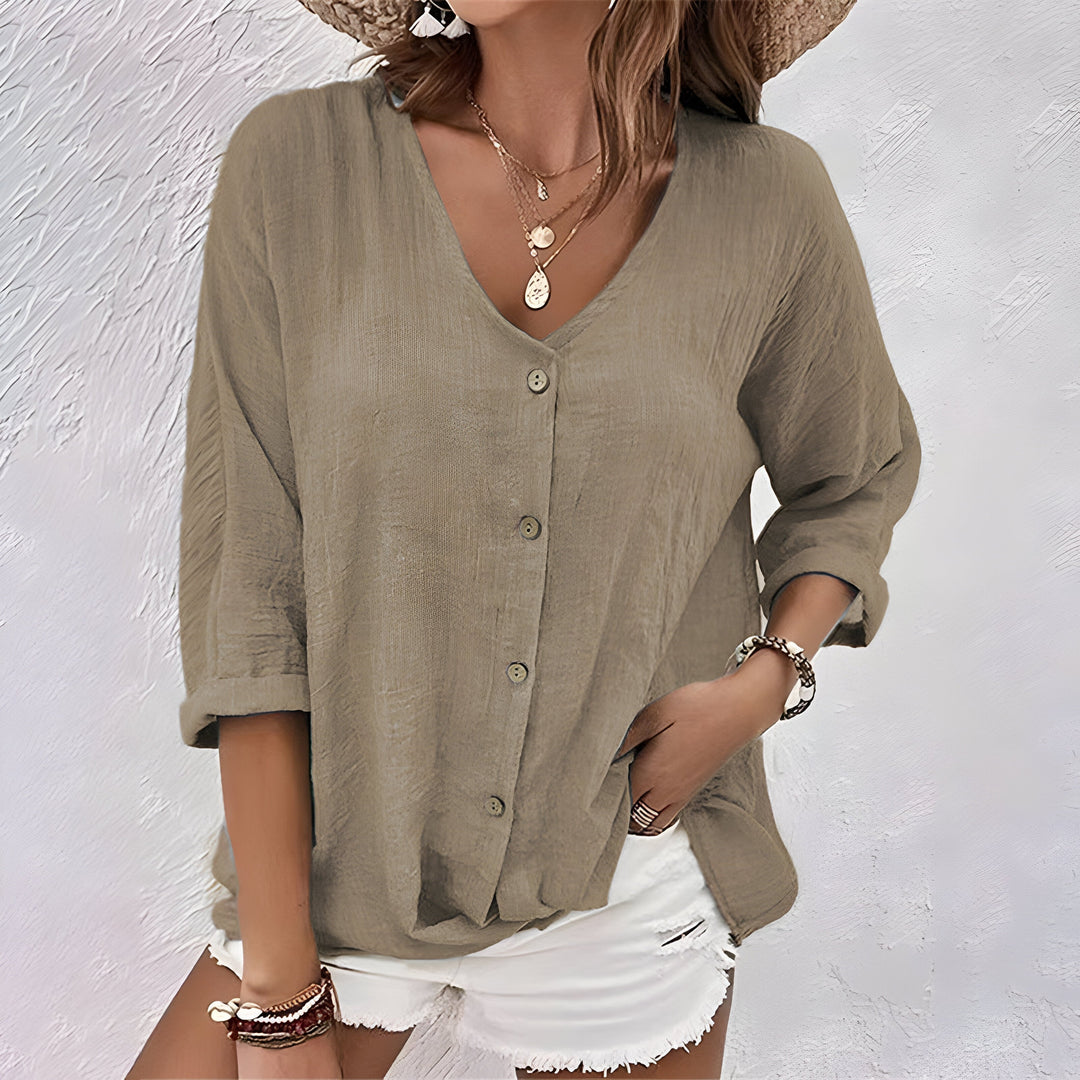 Giana | Casual Relaxed Button-Up Blouse